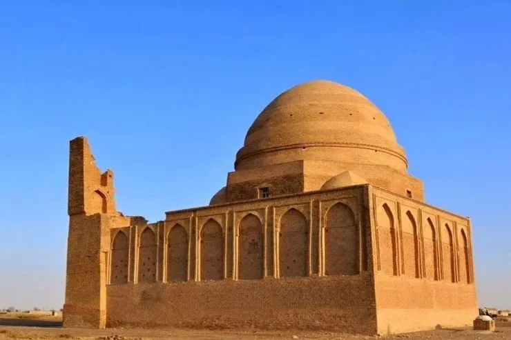 بابالقمانِ سرخس، هزارساله‌ای که پابرجاست
