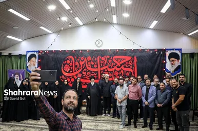 دیدار جمعی از خبرنگاران و کارمندان مؤسسه فرهنگی شهرآرا با نماینده ولی‌فقیه در خراسان‌رضوی