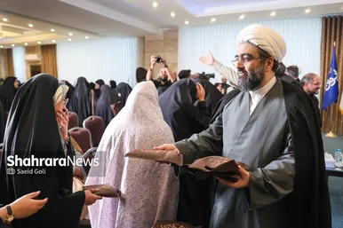 گزارش تصویری | آیین افتتاحیه فصل هم‌عهدی «اعزام زائر اولی‌ها به زیارت به مشهد مقدس»