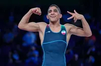 ساعت و تاریخ کشتی رده بندی رحمان عموزاد در مسابقات جهانی بلگراد ۲۰۲۳