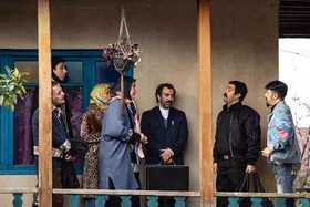 جدیدترین تصاویر از سریال &laquo;پایتخت۷&raquo; | از تصویربرداری در حرم امام رضا(ع) در حضور زائران تا تیپ جدید نقی معمولی