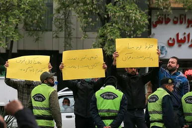 تجمع دانشجویان مشهدی در محکومیت اهانت به قرآن در سوئد‎‎