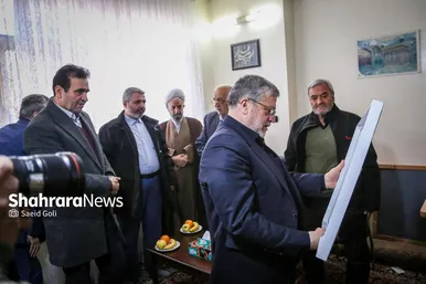 گزارش تصویری | دیدار شهردار مشهد مقدس با خانواده شهید «عیسی علیپور»