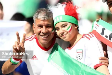 بازی ایران و ژاپن از لنز دوربین عکاس شهرآرانیوز