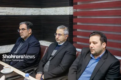 گزارش تصویری | نشست صمیمی شهردار مشهد با رانندگان و فعالان حوزه حمل و نقل
