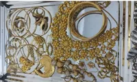 اهدای ۲۸۰ گرم طلا توسط بانوان مینابی در پویش اهدای طلا