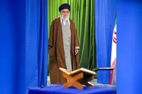 مفسر بیدارگر | درباره سلوک قرآنی و شکل‌گیری دروس تفسیر قرآن رهبر شهید