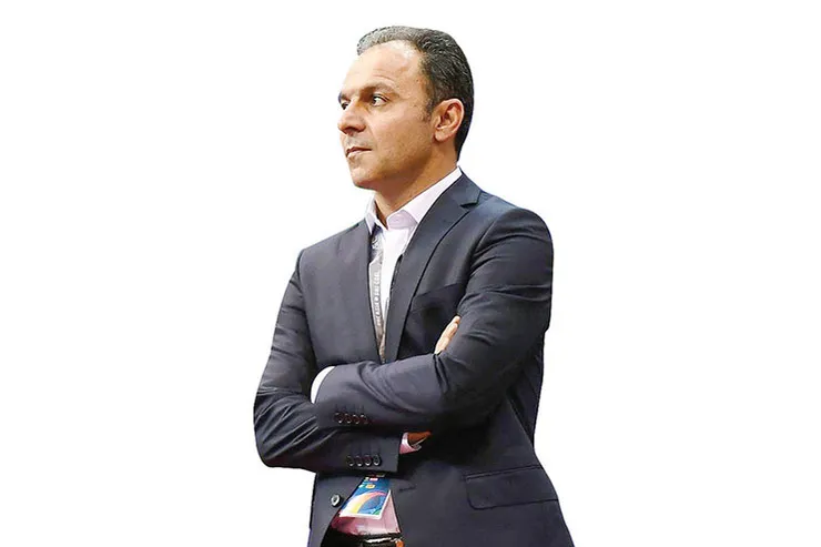 مصرف مشروبات الکلی در سنین پایه فوتسال یعنی فاجعه