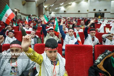 مراسم اختتامیه عهد کودکان دبستانی با حاج قاسم سلیمانی