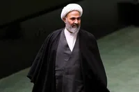 پژمانفر: لایحه بودجه ۱۴۰۴ استقراضی است | ساختار بودجه اصلاح نشده است