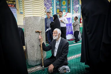 دیدار مردمی فرماندار و مدیران ۱۵ دستگاه اجرایی با اهالی منطقه ۹ مشهد