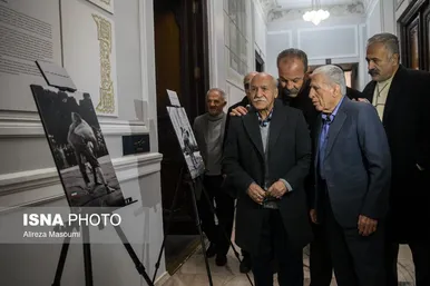 گزارش تصویری | رونمایی از شلوار پهلوانی و آلبوم شخصی جهان‌پهلوان غلامرضا تختی در کاخ مرمر تهران (۱۸ دی ۱۴۰۳)