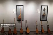 نگاهی به نمایشگاه موسیقی «روزبه» در نگارخانه فردوسی مشهد | نوای سازهای اصیل خراسانی