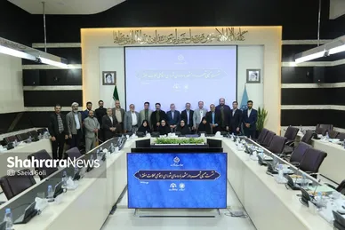 نشست شهردار مشهد با روسای شورای اجتماعی محلات منطقه یک