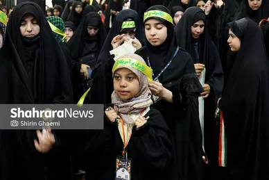گزارش تصویری | قرار نوجوانی؛ آغاز خدمت خادمان نوجوان مشهدی در دهه آخر ماه صفر