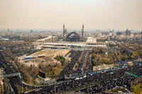 خورشید را دیدیم، درست وسط رسالت