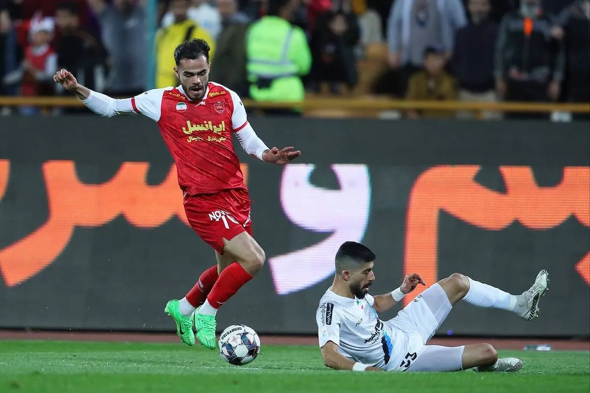 ارونوف کار دست خودش و پرسپولیس داد