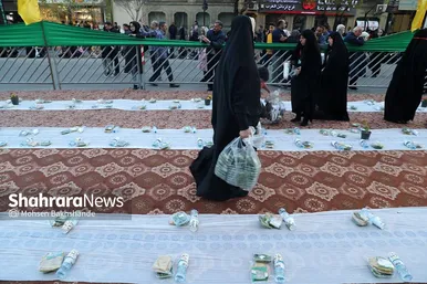 عکس| سفره افطار ۶ کیلومتری مشهدی‌ها در شب میلاد امام حسن مجتبی(ع)