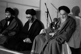 مستند &laquo;عاشق خمینی (ره)&raquo; امشب (۱۳ خرداد ۱۴۰۲) پخش می&zwnj;شود + تیزر، زمان پخش و تکرار