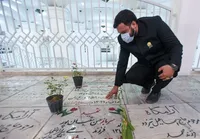 آئین غبار روبی مزار شهدای مدفون در حرم رضوی برگزار می‌شود