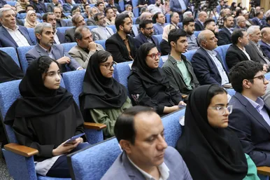 گزارش تصویری | عکس‌هایی از حضور رئیس جمهور در مراسم آغاز سال تحصیلی دانشگاه‌ها در دانشگاه تهران