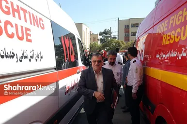 رژه ناوگان خودرویی آتش نشانی مشهد
