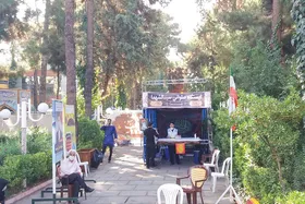 مشارکت بسیج جامعه پزشکی و سپاه در حسینیه امام خمینی (ره) مشهد برای درمان بیماران کرونایی