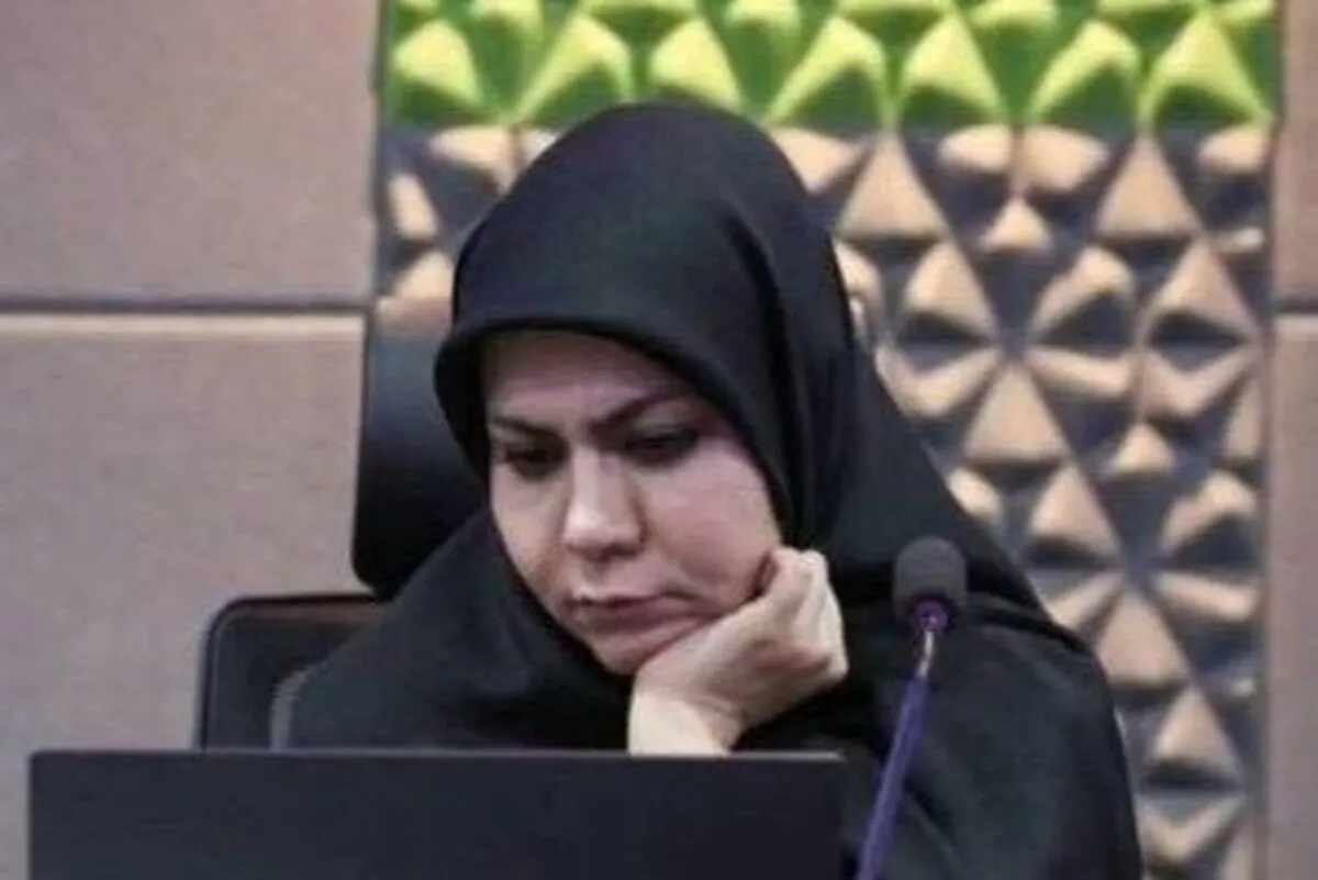 حملات هوایی دشمن یک شاعر را به شهادت رساند
