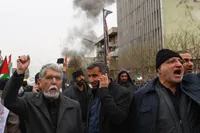 ناکامی طمع دشمنان با حضور مقتدر مردم