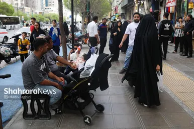 گزارش تصویری | زائران نوروزی در خیابان امام‌رضا(ع) مشهد