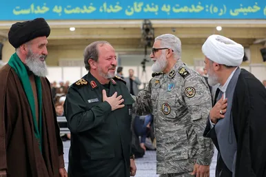 گزارش تصویری | دیدار مسئولان و کارگزاران نظام با رهبر معظم انقلاب (۱۸ اسفند)