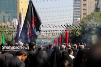 باب‌الرضا (ع) قرار زیارت‌نرفته‌ها | آیین باشکوه پیاده‌روی جاماندگان اربعین در مشهد برگزار شد (سه‌شنبه ۱۳ مرداد ۱۴۰۵) + فیلم