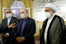 از تولیت آستان قدس به جز همدلی، همراهی و رعایت دستورالعمل&zwnj;های بهداشتی ندیدم