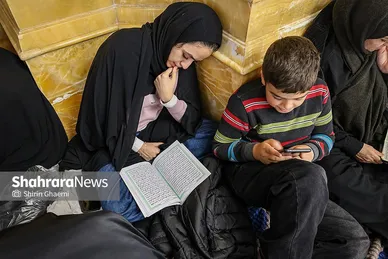 گزارش تصویری | مراسم احیای دومین شب قدر در حرم مطهر امام رضا (ع) -۲