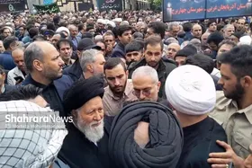 ویدئو | حضور آیت&zwnj;الله علم&zwnj;الهدی در میان تشییع&zwnj;کنندگان پیکر رئیس&zwnj;جمهور در تبریز
