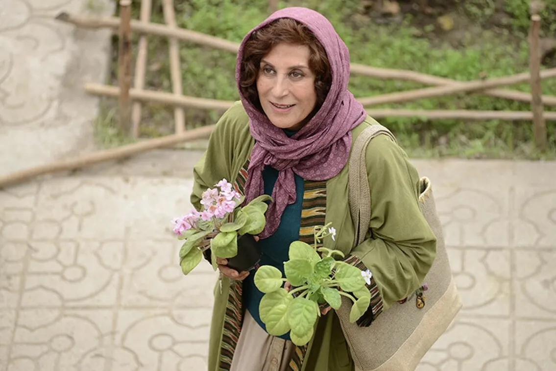 فاطمه معتمد آریا