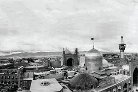 روایتی از نخستین تیراندازی با اسلحه گرم در حرم مطهر رضوی | عامل&zwnj;جنایت، محتکر گوشت بود
