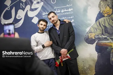 گزارش تصویری | اکران مردمی فیلم «مجنون» با حضور عوامل در مشهد