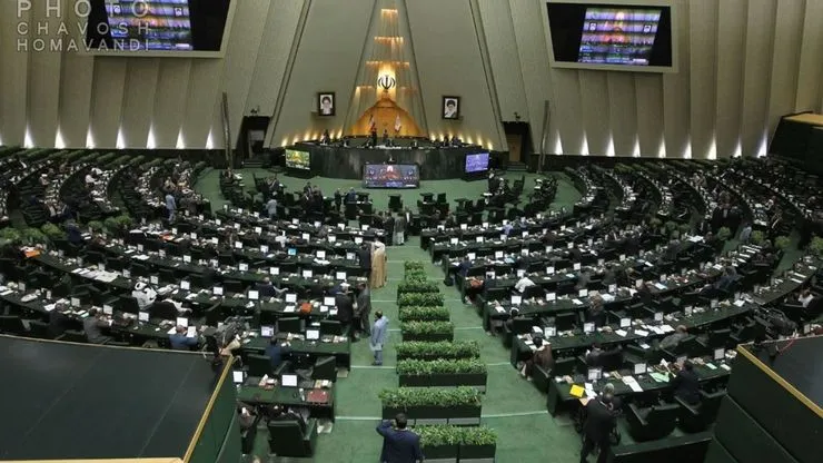 لایحه رتبه‌بندی معلمان به صحن علنی مجلس بازگشت