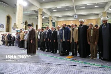 دیدار شاعران با رهبر معظم انقلاب
