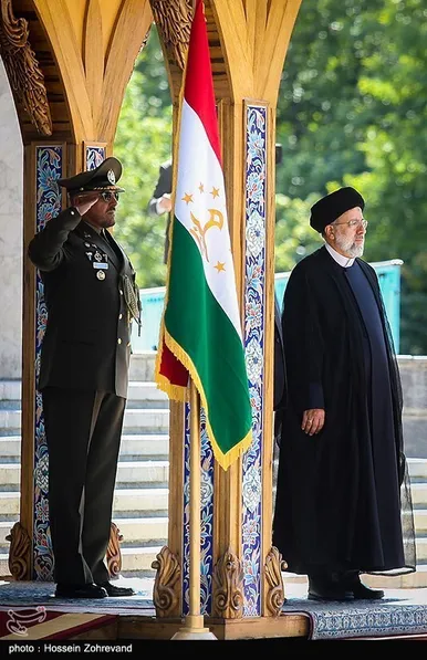 استقبال رسمی رئیسی از رئیس جمهور تاجیکستان