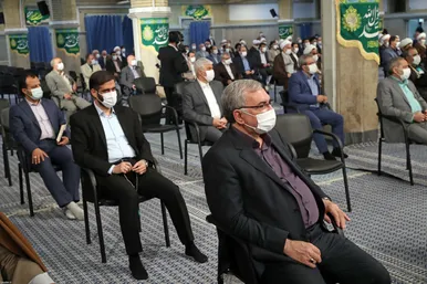 دیدار جمعی از مسئولان نظام و مهمانان شرکت کننده در کنفرانس وحدت اسلامی با رهبر معظم انقلاب