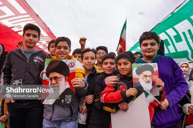گزارش تصویری | نسل «z» پای کار انقلاب اسلامی