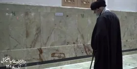 ویدئو| تصاویری از حضور اخیر رهبر انقلاب بر مزار شهید وحید زمانی&zwnj;نیا از اعضای تیم حفاظت حاج قاسم