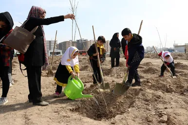مراسم روز درختکاری در مشهد 