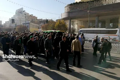 مراسم تشییع پیکر حجت‌الاسلام هادی از چهره‌های جهادی افغانستانی در مشهد