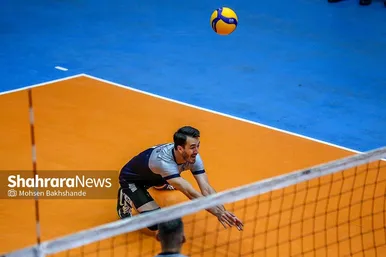عکس| بازی سپهر صدرا و امید صنعتگران در مشهد (۲ آبان ۱۴۰۳)