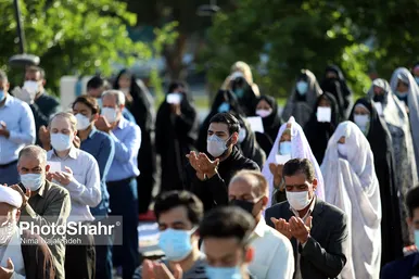 اقامه نماز عید سعید فطر در حرم مطهر امام رضا(ع)