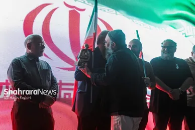 گزارش تصویری | مراسم انتخاب چهره هنری انقلاب اسلامی خراسان رضوی ۱۴۰۴ در مشهد