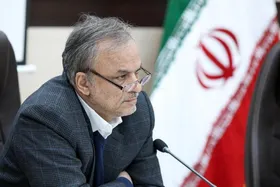 رزم حسینی از مجلس کارت زرد گرفت